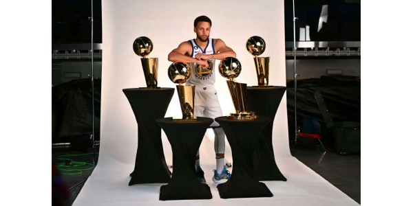 Én mand, én by: Currys gyldne legende Én mand, én by: Currys gyldne legende